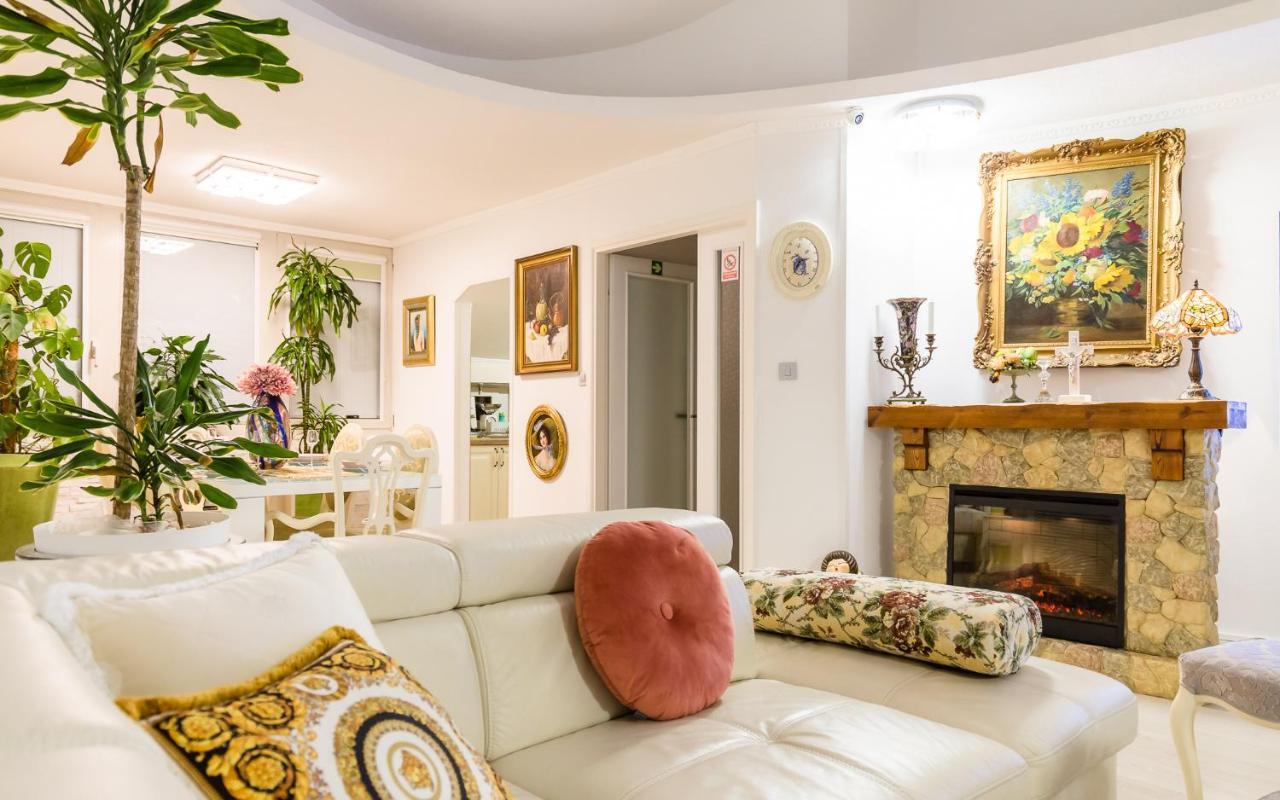 Luxury Apartment Sara Umag Eksteriør billede