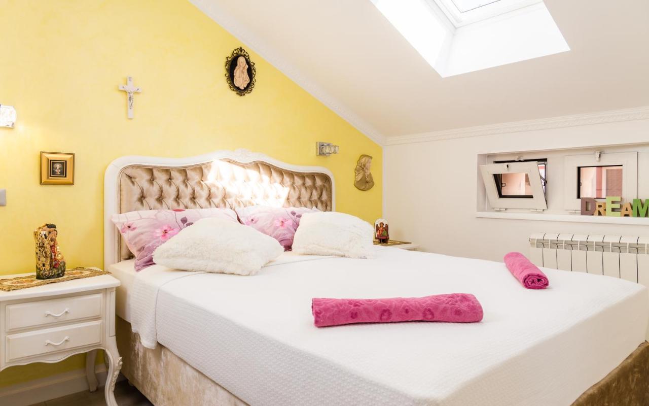 Luxury Apartment Sara Umag Eksteriør billede